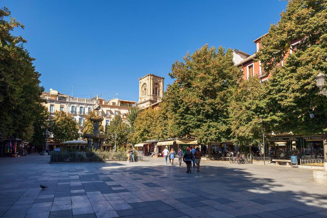 Dreaming Bib Rambla - Free Parking Apartment Granada Bagian luar foto